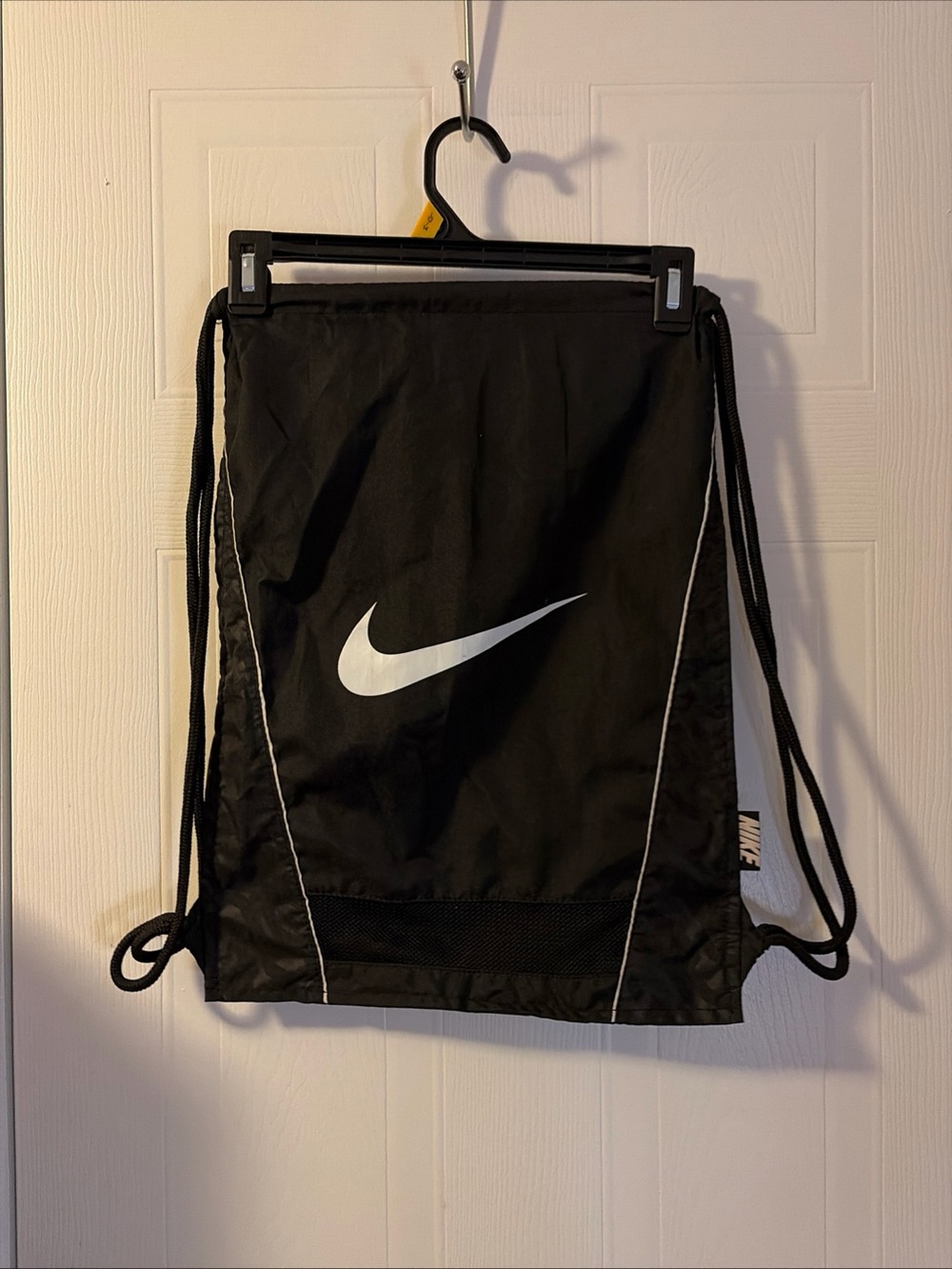 Nike Drawstring Bag Black White Swoosh Logo Gym Sack Sports Backpack